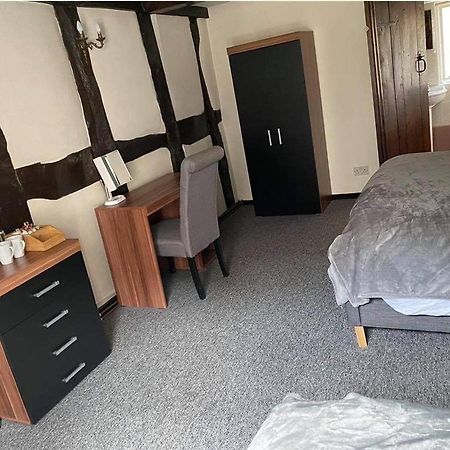 Tudor House Hotel Market Drayton Kültér fotó