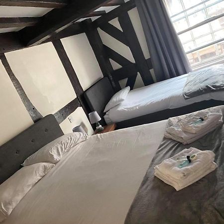 Tudor House Hotel Market Drayton Kültér fotó