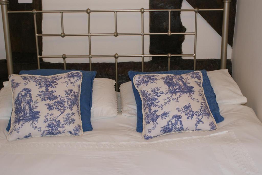Tudor House Hotel Market Drayton Kültér fotó